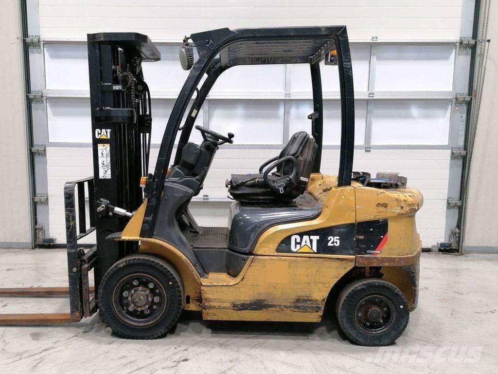 CAT GP25N LPG (dujiniai) krautuvai