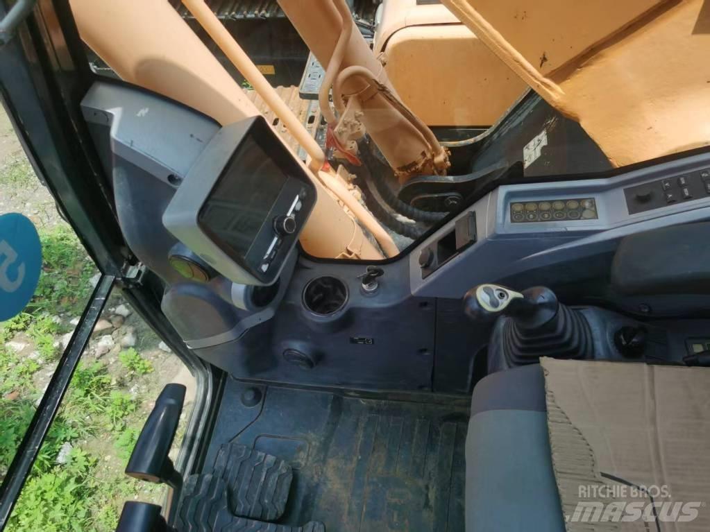 Hyundai 225lc-9t Vikšriniai ekskavatoriai