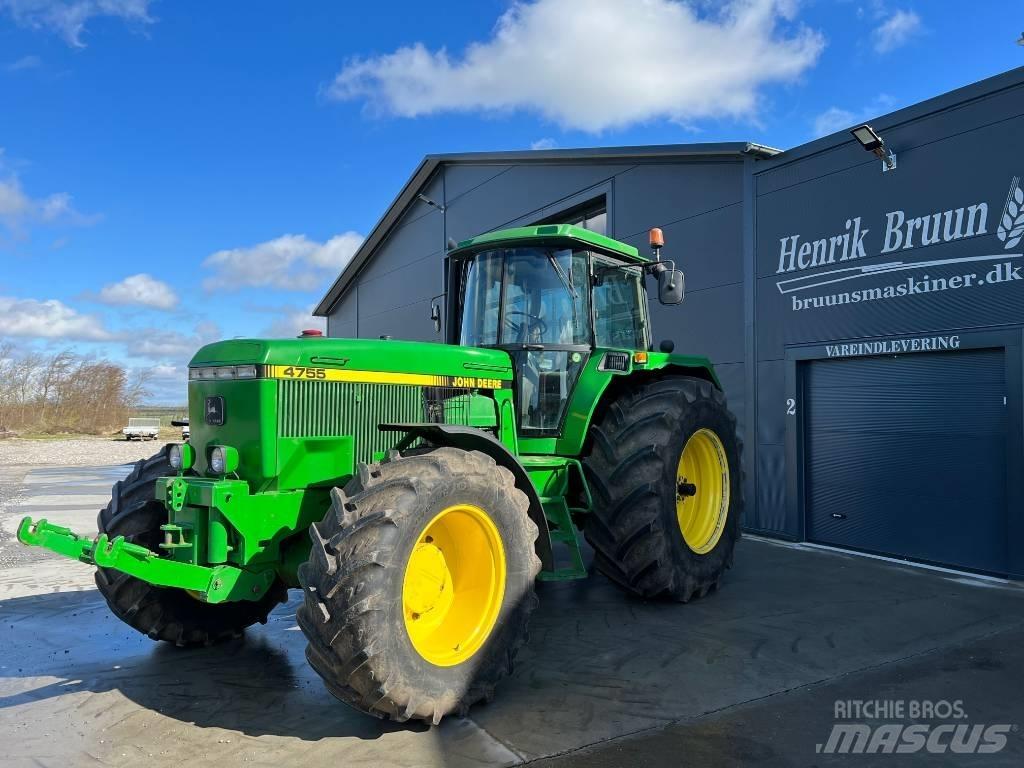 John Deere 4755 Traktoriai