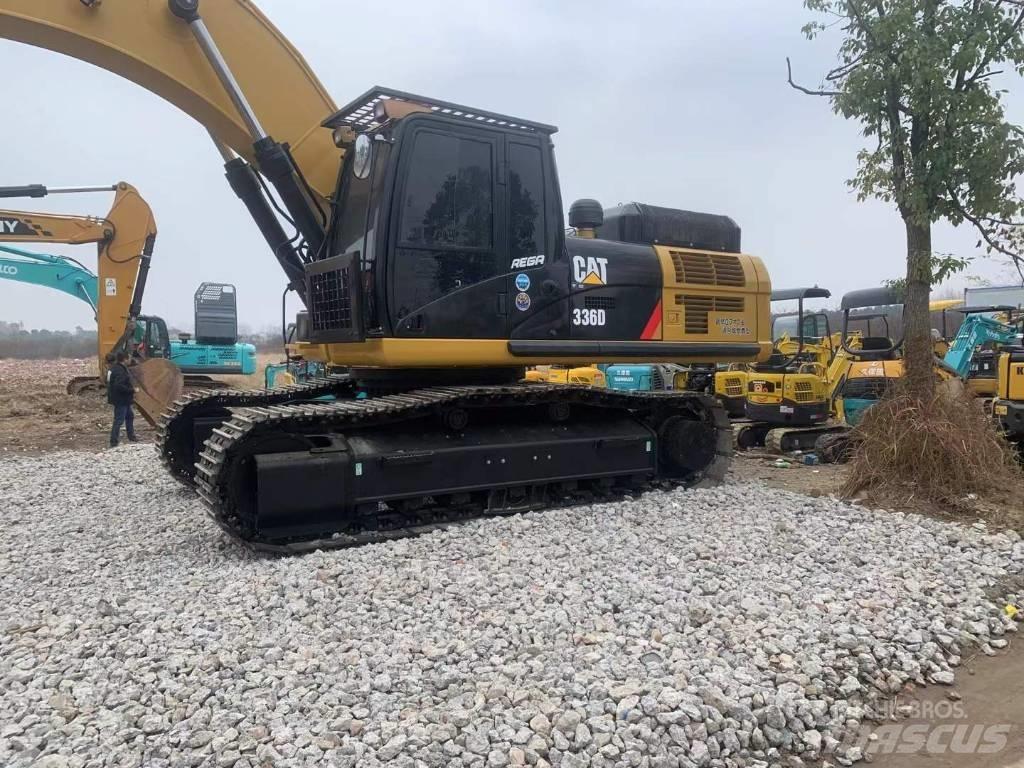 CAT 336 Vikšriniai ekskavatoriai