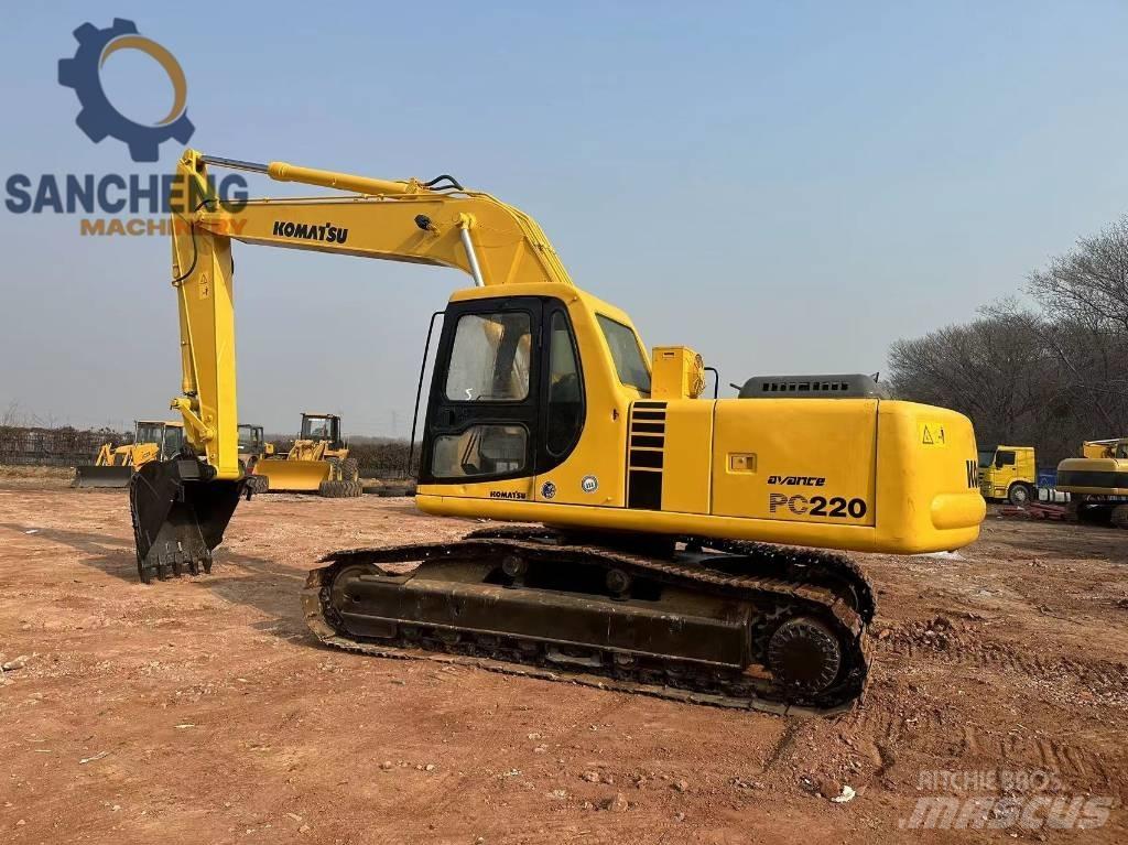 Komatsu PC 220 Vikšriniai ekskavatoriai