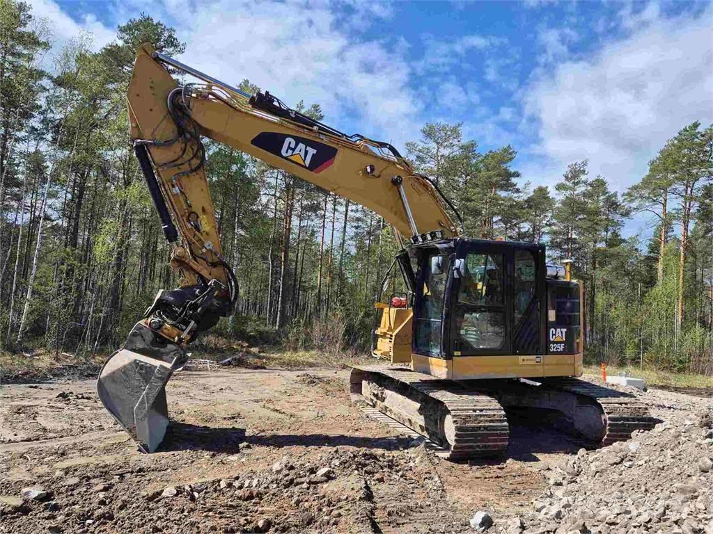 CAT 325FLCR Vikšriniai ekskavatoriai