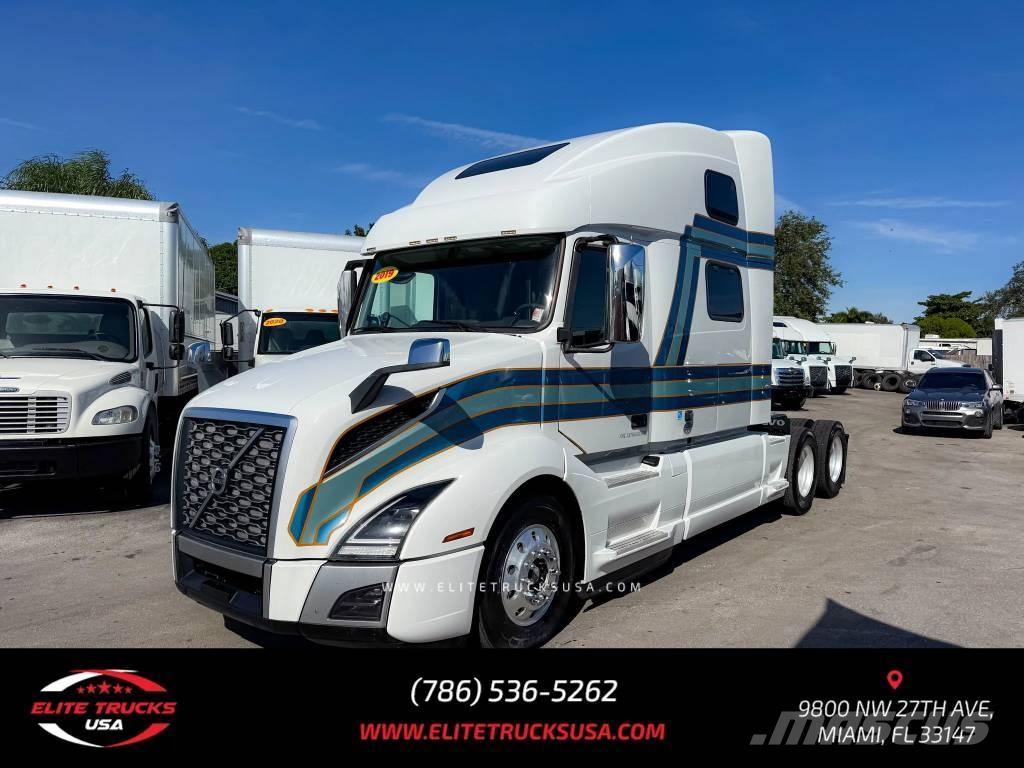 Volvo Commercial VNL Naudoti vilkikai