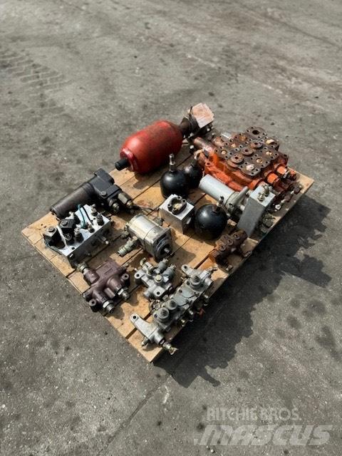 Daewoo Mega 300 V Hidraulikos įrenginiai