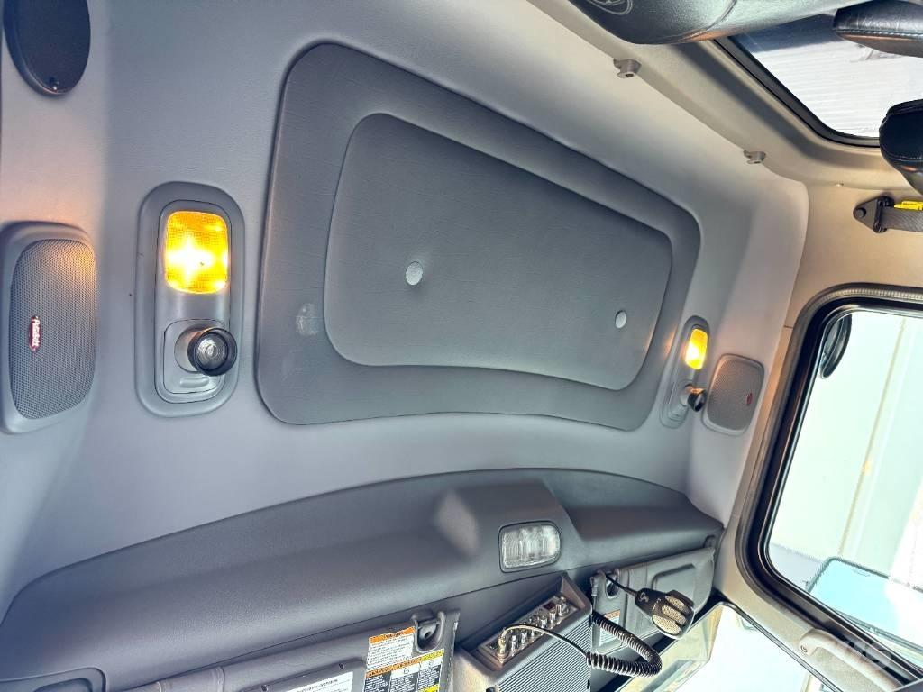 Peterbilt 389 Savivarčių priekabų vilkikai