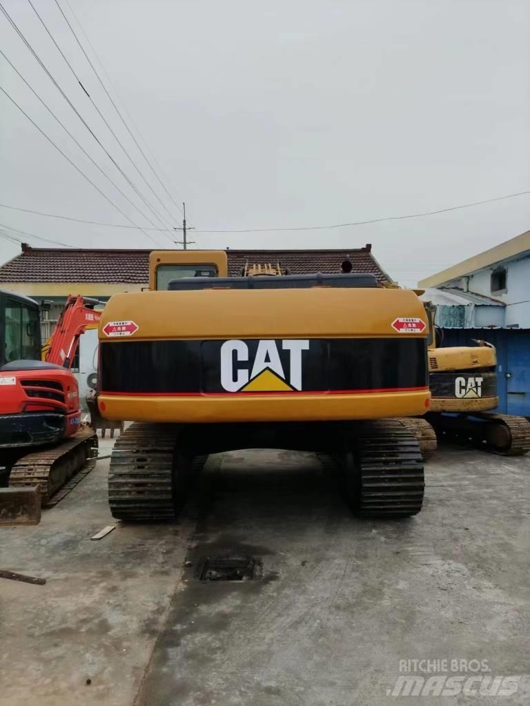 CAT 325 C Vikšriniai ekskavatoriai