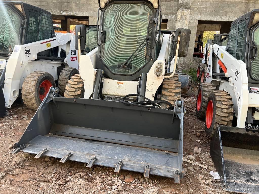 Bobcat S 630 Krautuvai su šoniniu pasukimu