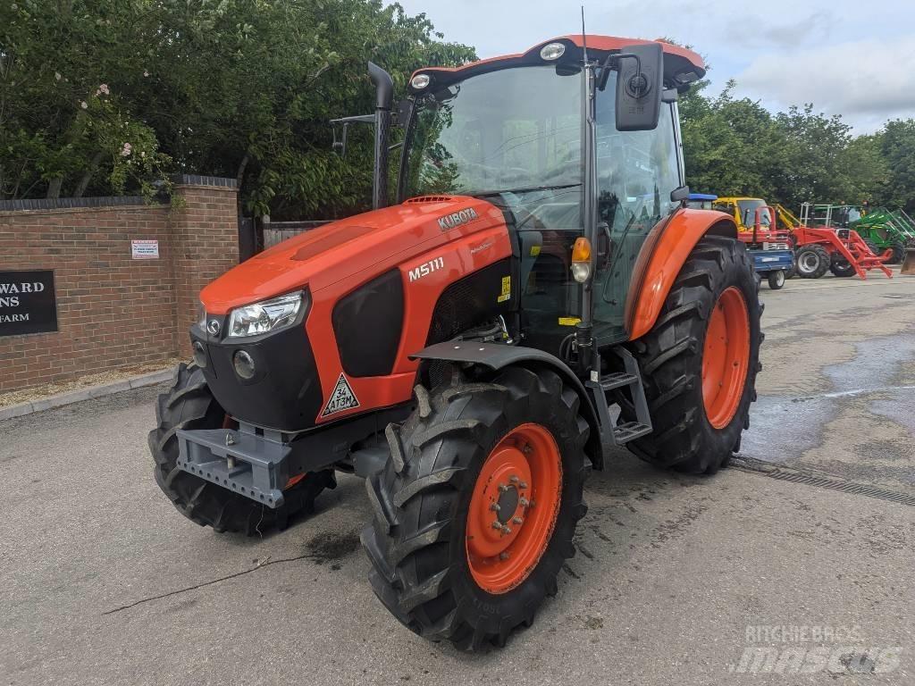 Kubota M 5-111 Traktoriai