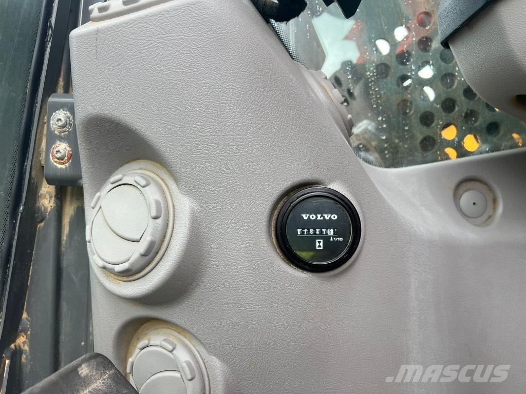 Volvo EC 380 EL HR Griovimo ekskavatoriai