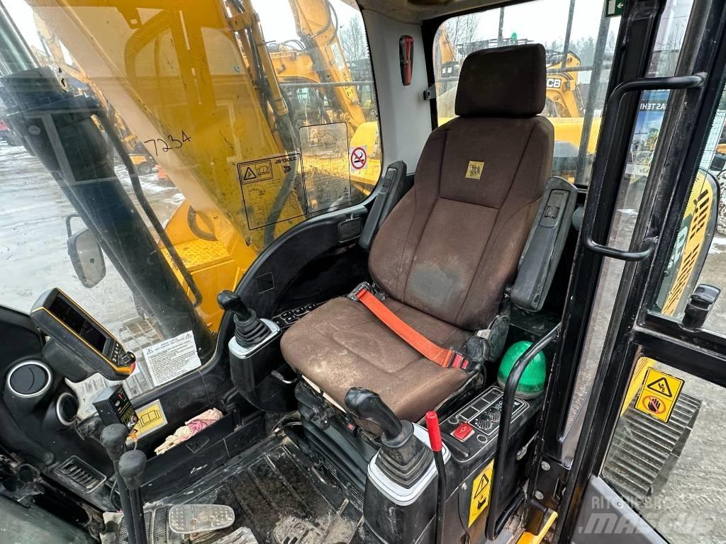 JCB JS 130 LC Vikšriniai ekskavatoriai