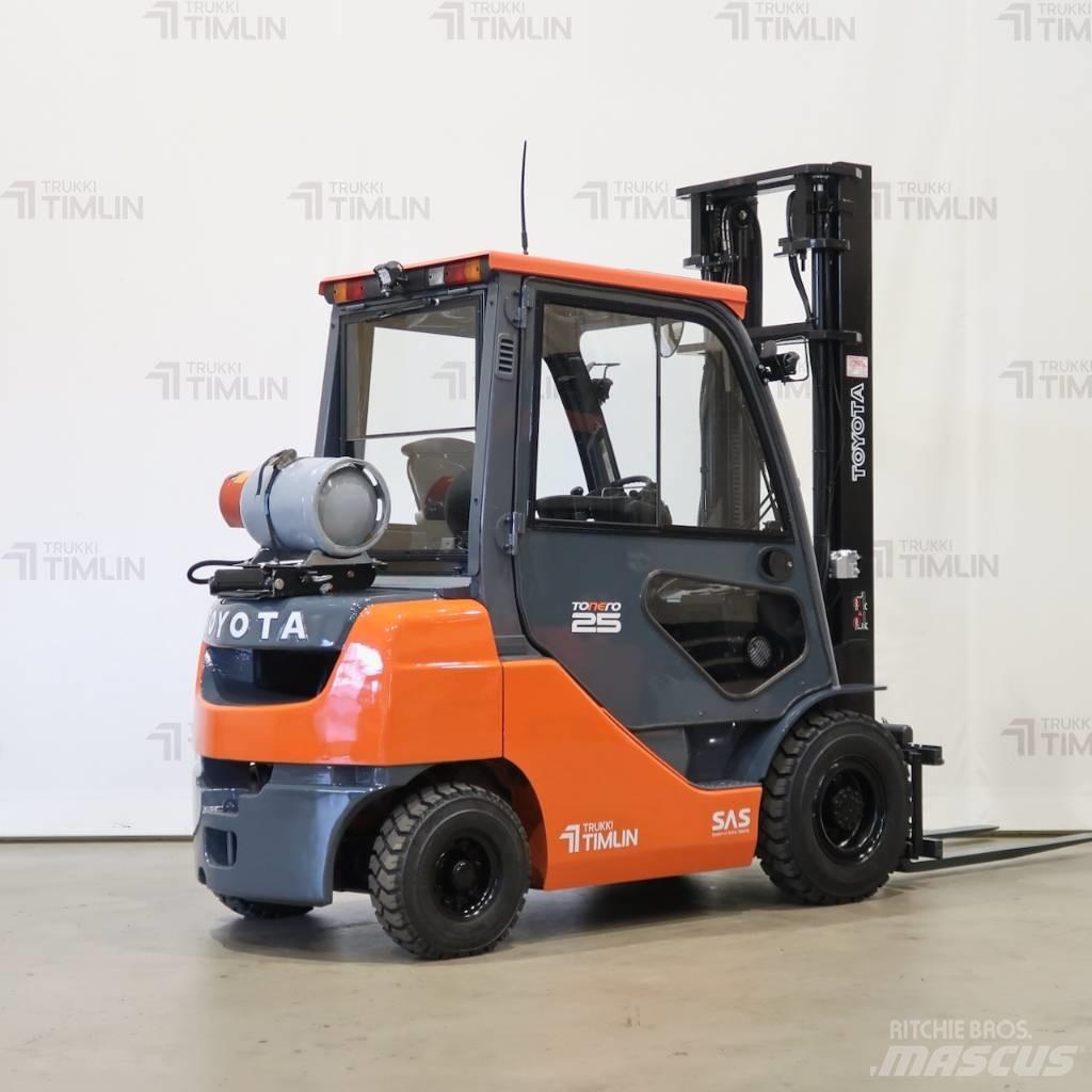 Toyota 02-8FGF25 LPG (dujiniai) krautuvai