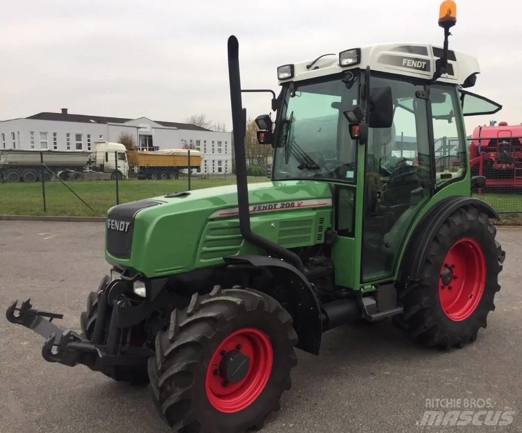 Fendt 208 V Traktoriai