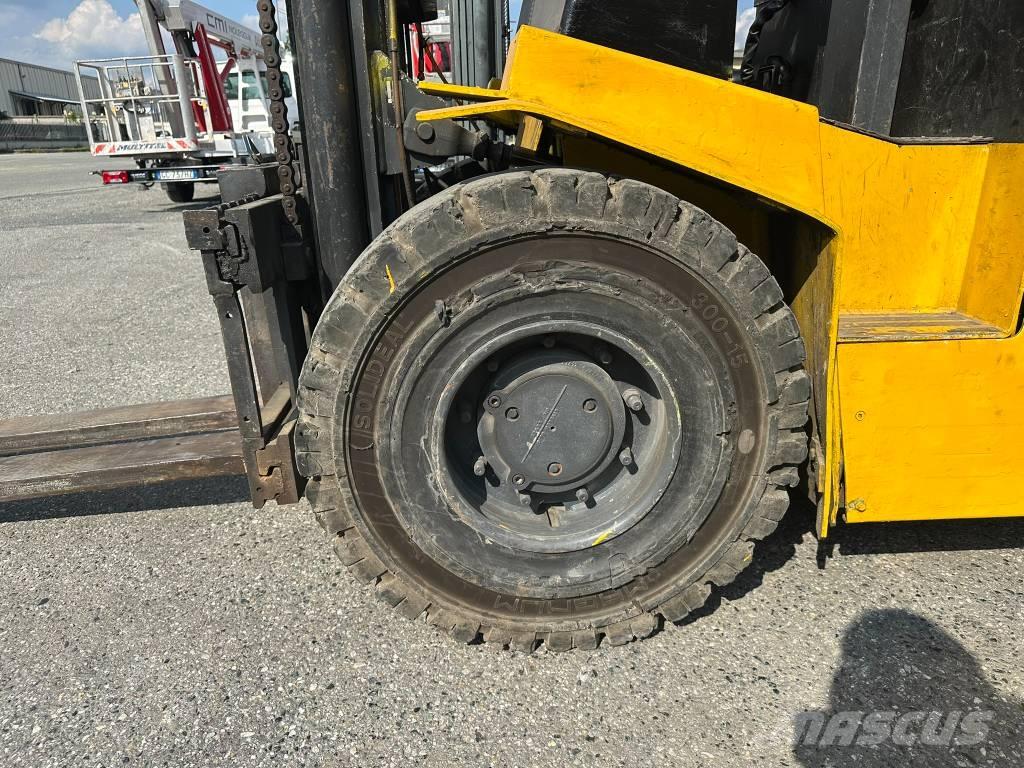 OM E50N Elektriniai šakiniai krautuvai