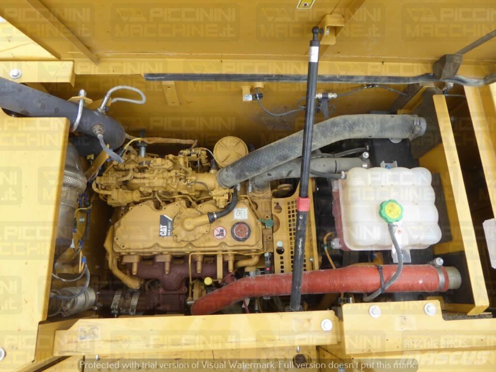 CAT 313FL Vikšriniai ekskavatoriai