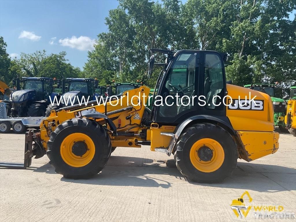 JCB TM 320 S Teleskopiniai krautuvai žemės ūkiui