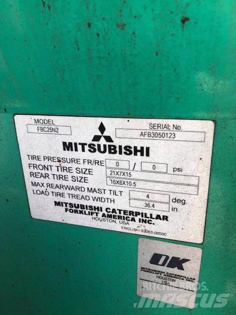 Mitsubishi FBC25N Elektriniai šakiniai krautuvai