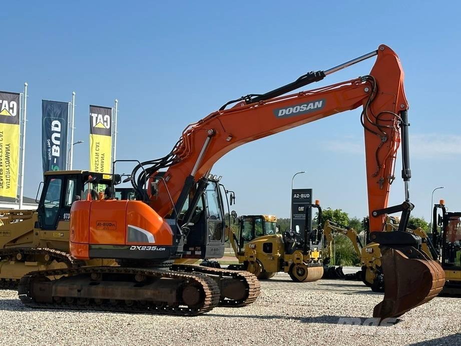 Doosan DX 235 LCR Vikšriniai ekskavatoriai