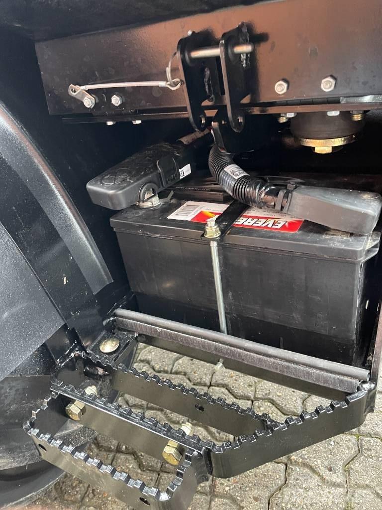 Gehl AL550 Mini krautuvai