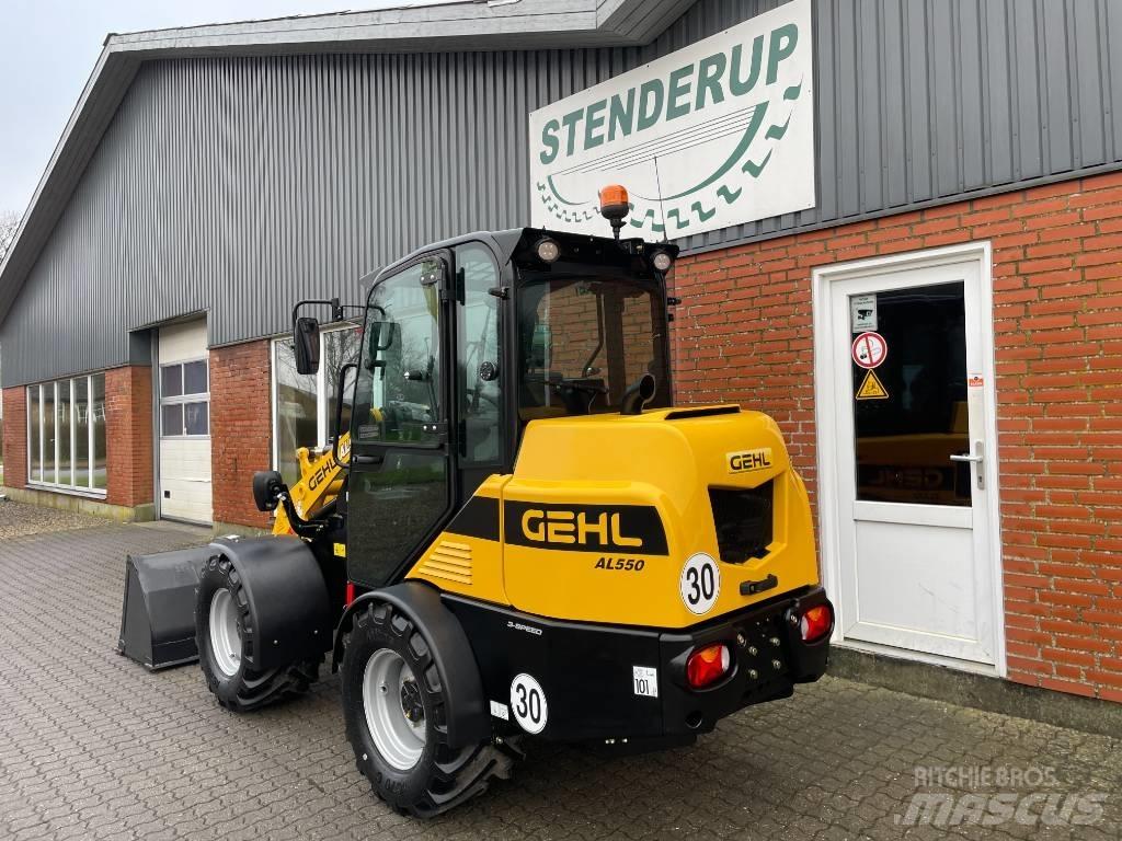 Gehl AL550 Mini krautuvai