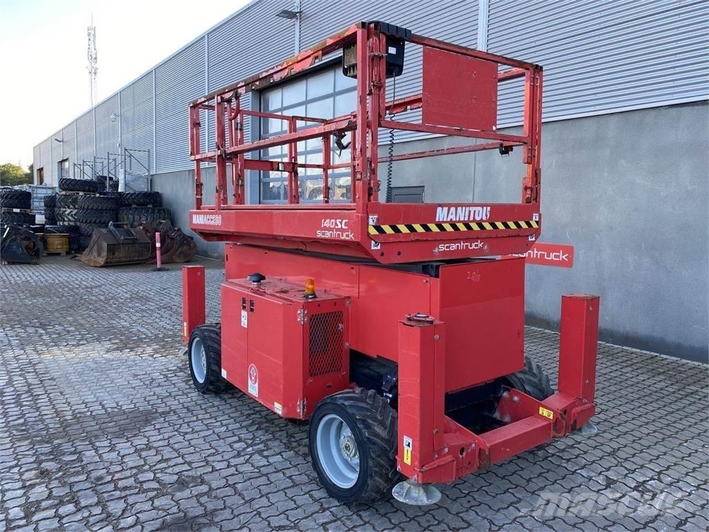 Manitou 140SC Žirkliniai keltuvai