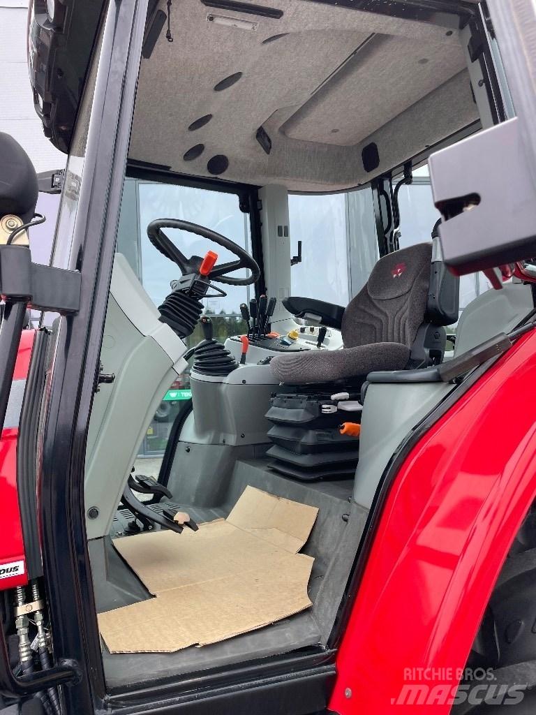Massey Ferguson 5445 Traktoriai