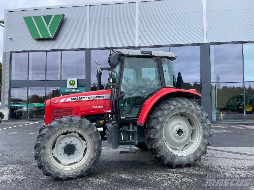 Massey Ferguson 5445 Traktoriai