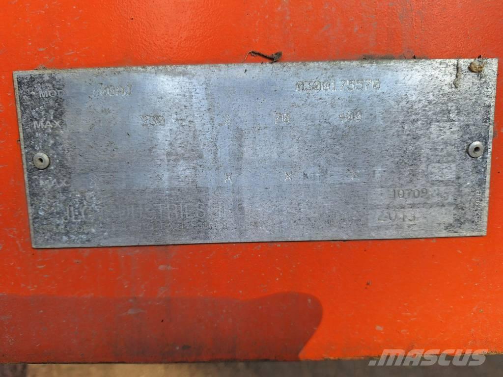 JLG 600AJ Alkūniniai keltuvai