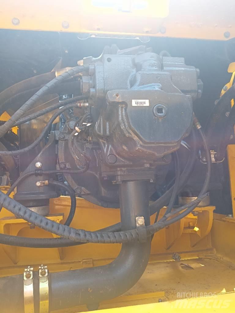 Komatsu pc360 Vikšriniai ekskavatoriai