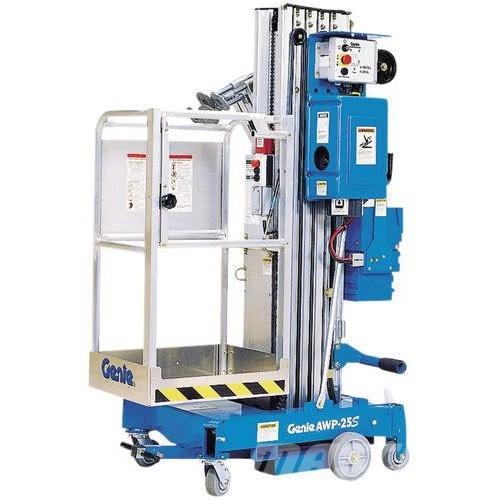 Genie AWP-30S Vertikalūs stiebiniai keltuvai