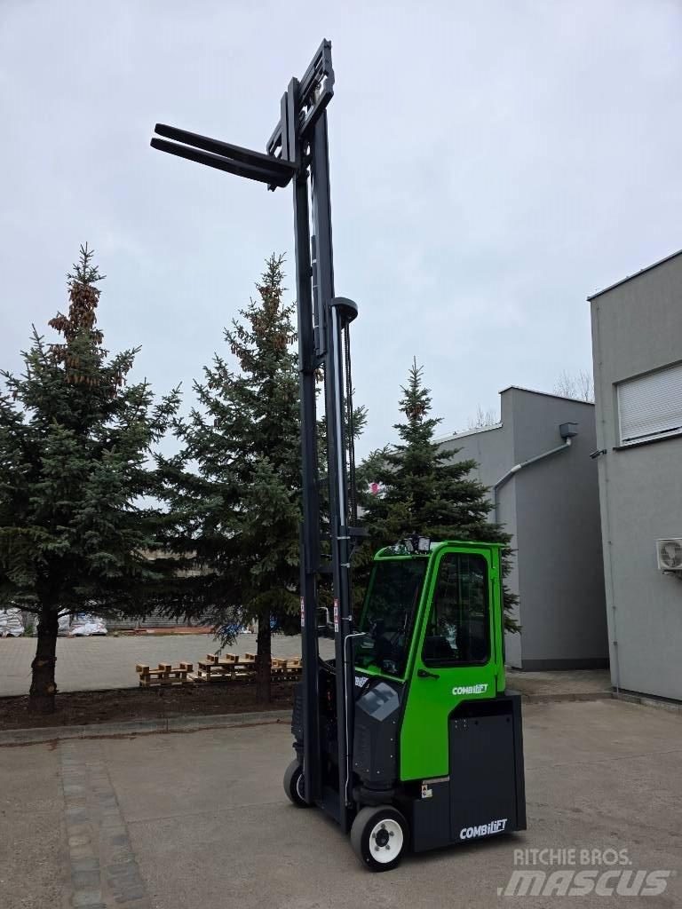 Combilift CBE 3000 Elektriniai šakiniai krautuvai
