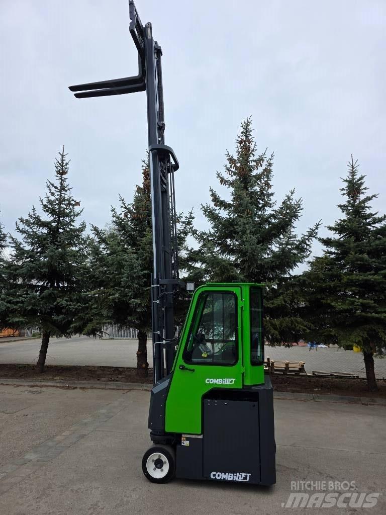 Combilift CBE 3000 Elektriniai šakiniai krautuvai