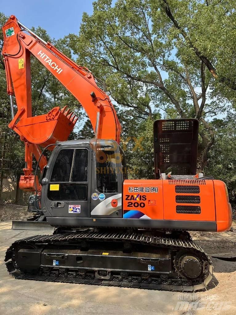 Hitachi EX 200 Vikšriniai ekskavatoriai