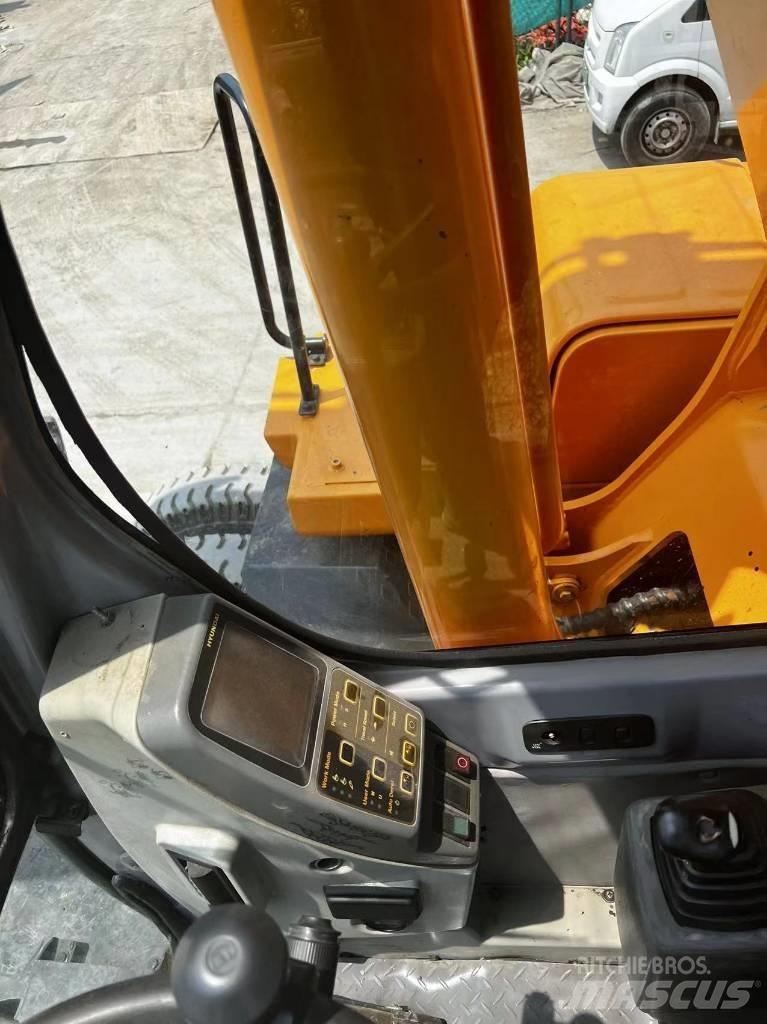 Hyundai 210W-7 Ratiniai ekskavatoriai