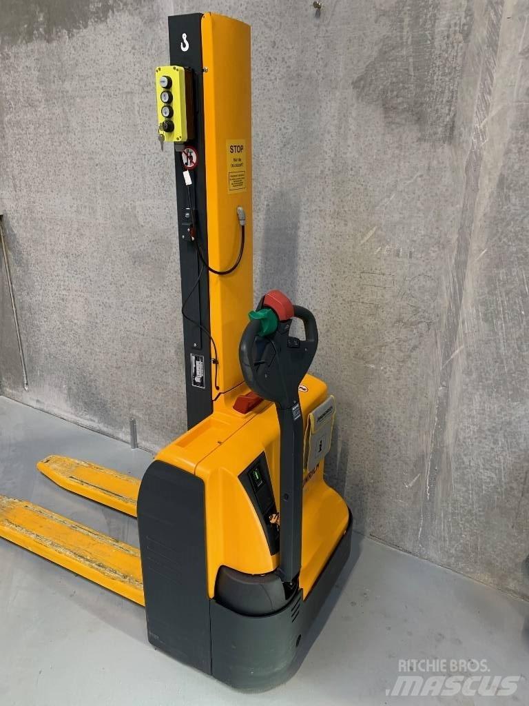 Jungheinrich EMC 110 Rankiniai vėžimėliai