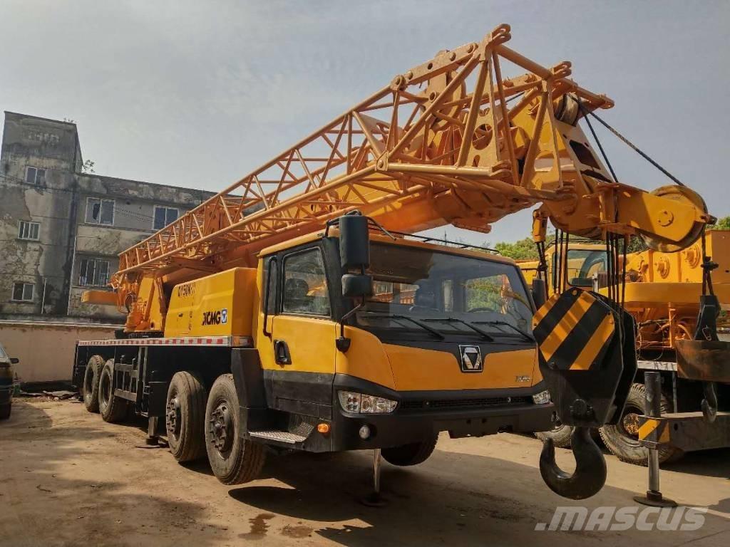 XCMG QY 50 K Neapdoroto reljefo kranai