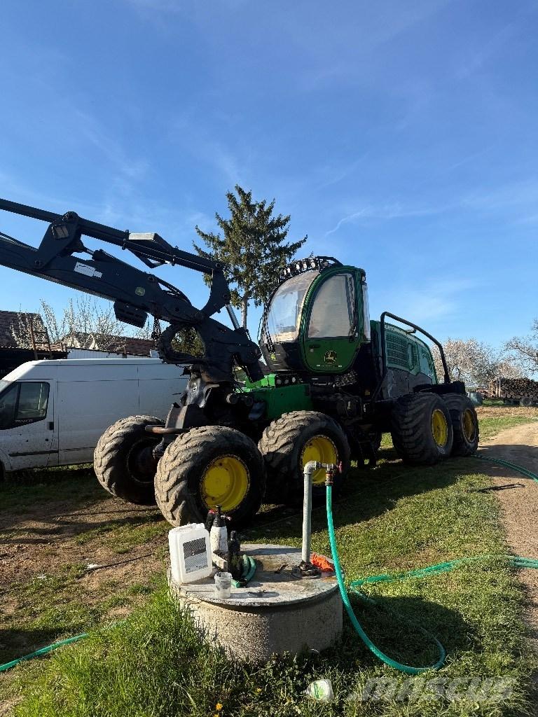 John Deere 1270 E Miško technika (Harvesteriai)