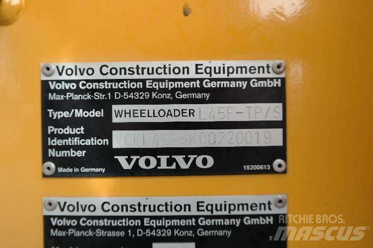 Volvo L 45 F Naudoti ratiniai krautuvai