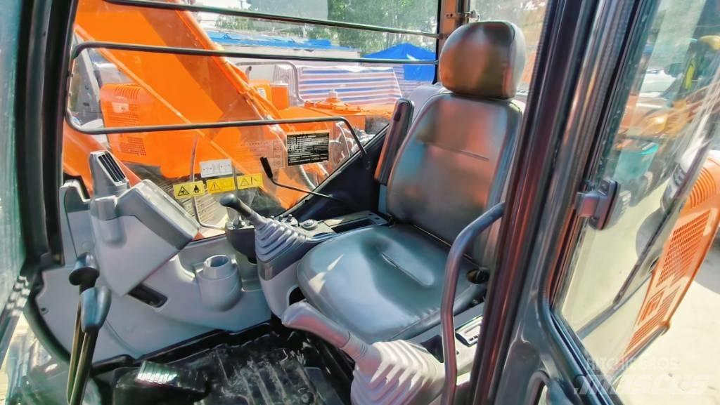 Hitachi ZX 70 Mini ekskavatoriai < 7 t