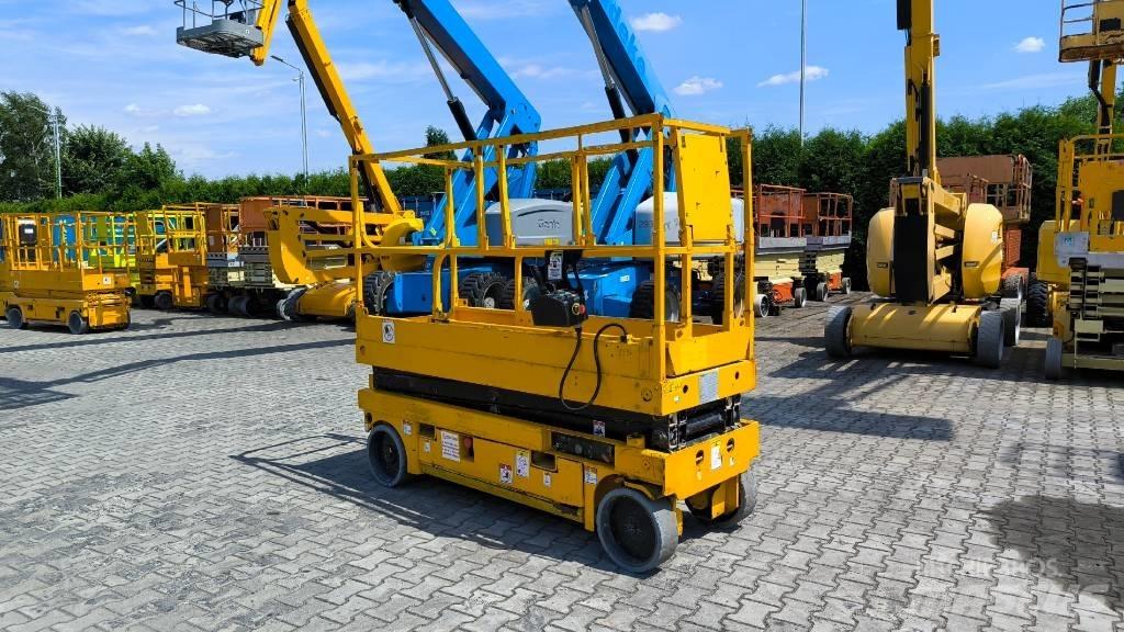 Haulotte Compact 8 Žirkliniai keltuvai
