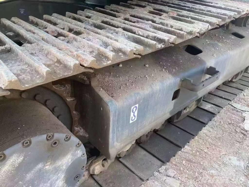 Kobelco SK 210 D Vikšriniai ekskavatoriai
