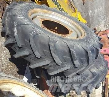  Pneus 12.4R24 Padangos, ratai ir ratlankiai