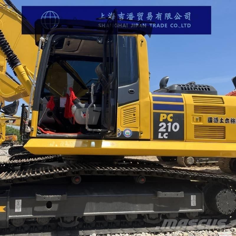 Komatsu PC 210 Vikšriniai ekskavatoriai