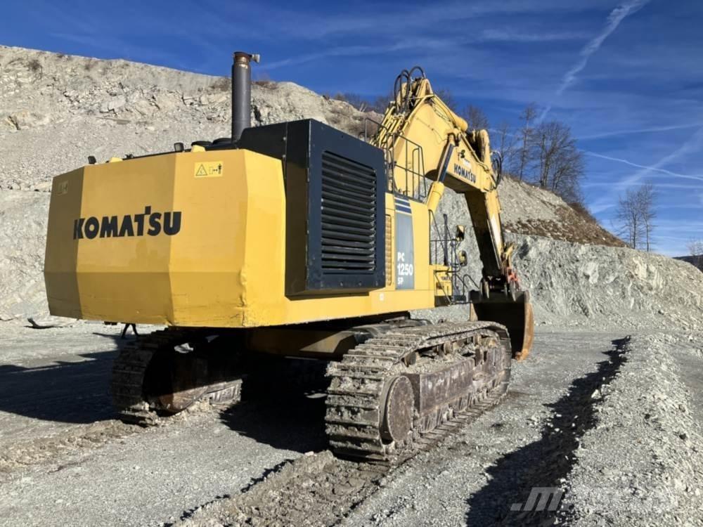 Komatsu PC1250-8 Vikšriniai ekskavatoriai