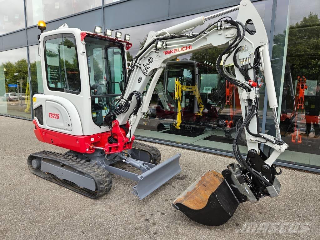 Takeuchi TB 225 Mini ekskavatoriai < 7 t