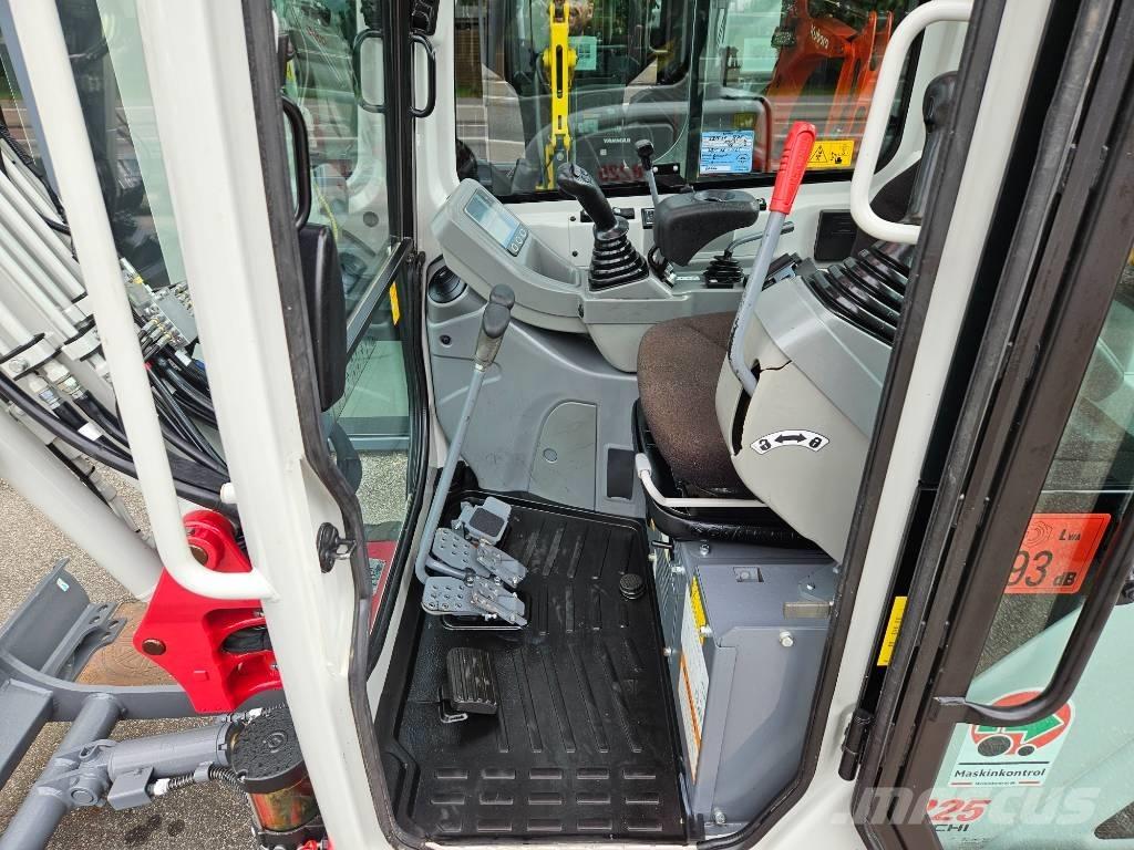 Takeuchi TB 225 Mini ekskavatoriai < 7 t