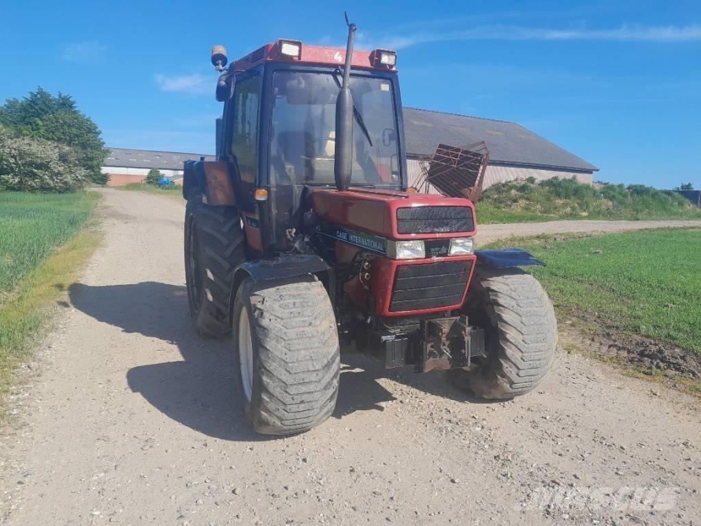 Case IH 845 XLA Plus Traktoriai