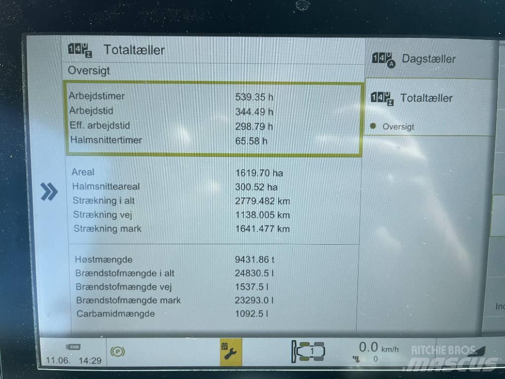 CLAAS Lexion 8800TT Derliaus nuėmimo kombainai