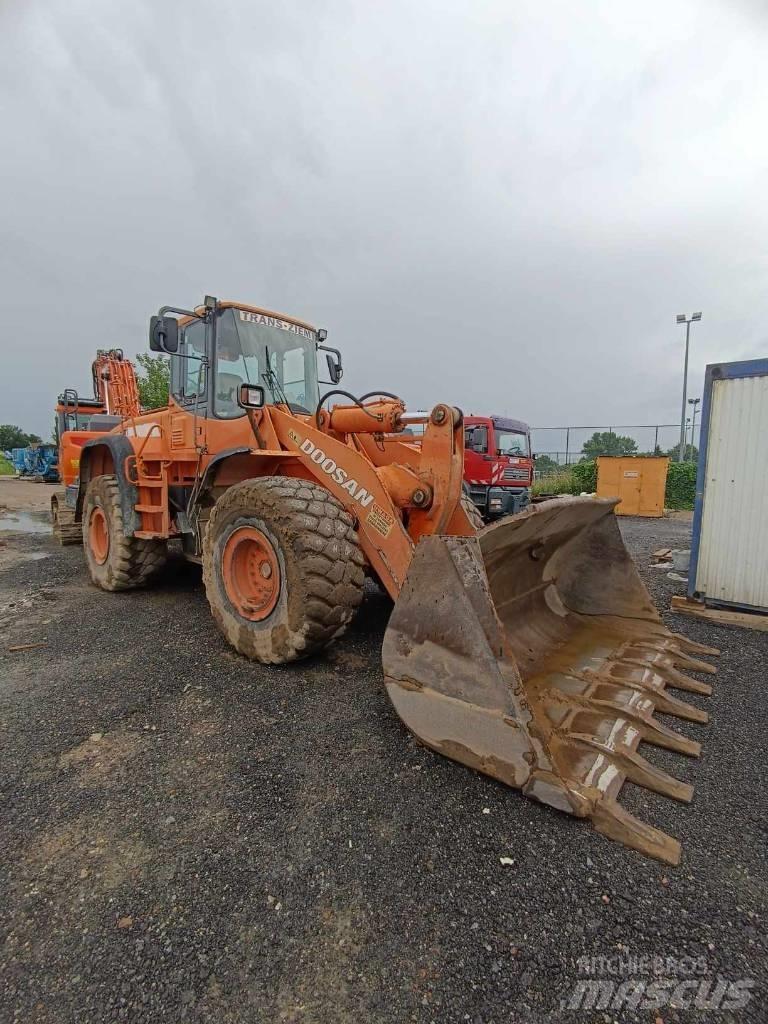 Doosan DL 350 Naudoti ratiniai krautuvai