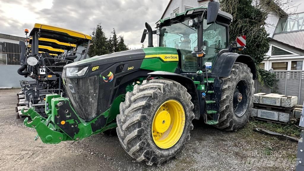 John Deere 8R 340 Traktoriai