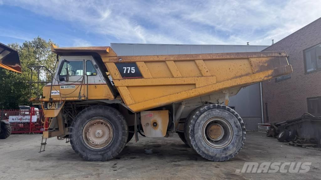 CAT 775 D Atliekų išvežimo technika